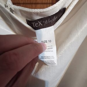 2 bcbg tex brand skirts